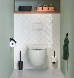 Tiger Carv - Toiletrolhouder Met Klep - Zwart -Serax Shop 1142x1200