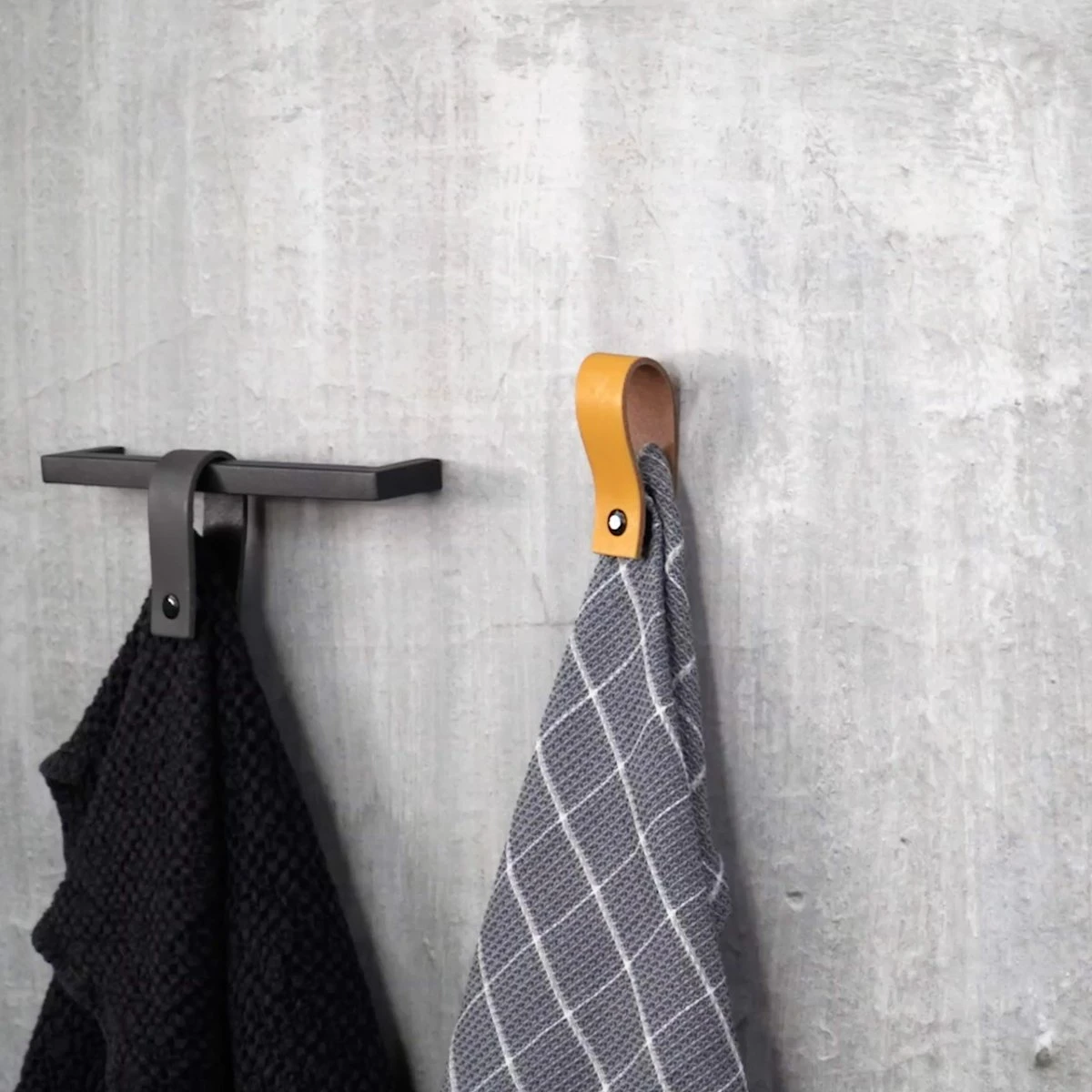 SETPRIJS - 2x Leren Magneet-lus - ZWART - Handles And More® (handdoekhaak - Handdoekhaakje - Handdoeklus - Handdoekhanger - Magnetische Handdoekhouder) 13 SETPRIJS - 2x Leren Magneet-lus - ZWART - Handles And More® (handdoekhaak - Handdoekhaakje - Handdoeklus - Handdoekhanger - Magnetische Handdoekhouder) - Afbeelding 12