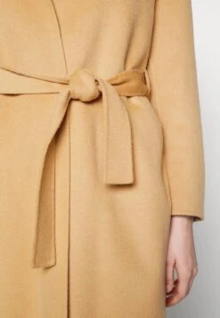 Filippa K Alexa Coat - Mantel - Light Camel -Serax Shop 16a74df9c80a42089c61d3cdf42da03a