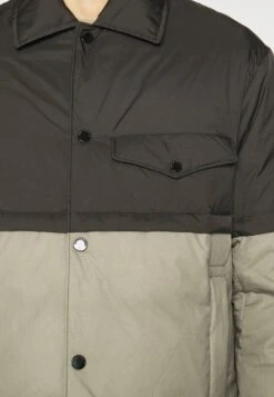 Emporio Armani Jacket - Gewatteerde Jas - Multi-Coloured 19 Emporio Armani Jacket - Gewatteerde Jas - Multi-Coloured -Serax Shop 2df6f0b3f81e4bbbb21f54545e19f1d6