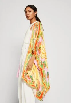 Farm Rio Beach Toucans Scarf Kimono - Lichte Jas - Multicolor 11 Farm Rio Beach Toucans Scarf Kimono - Lichte Jas - Multicolor -Serax Shop 30f4885336704e40b1198ecfa50b33ec