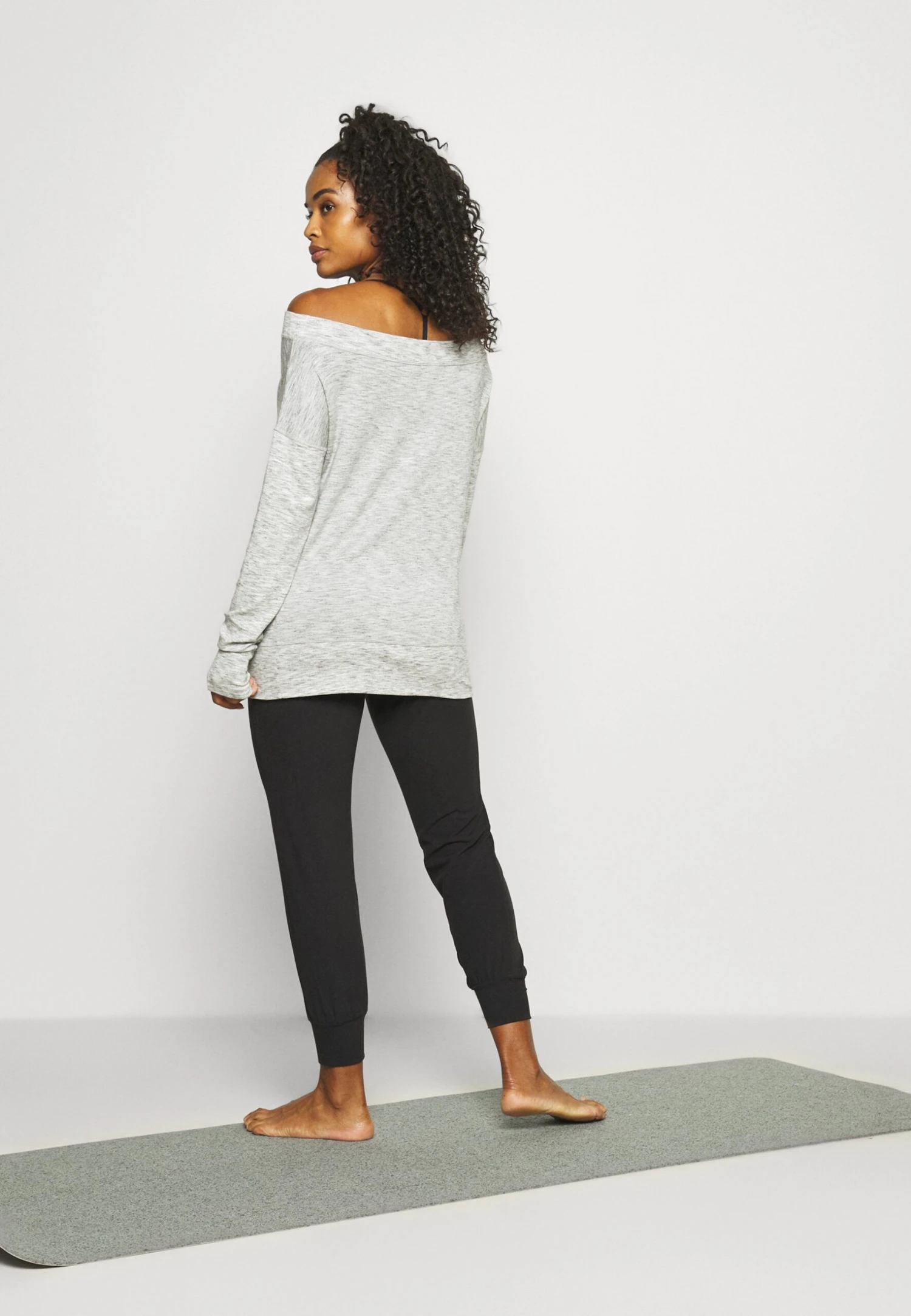 Athleta Salutation - Trainingsbroek - Black 5 Athleta Salutation - Trainingsbroek - Black - Afbeelding 3