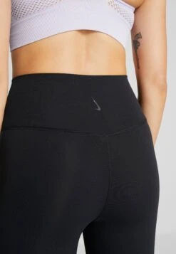 Nike Performance Nike Yoga Luxe 7/8-Infinalon-Leggings Mit Hohem Taillenbund Für Damen - Legging - Black/Dark Smoke Grey -Serax Shop 34cc3583c8c04a0bb121d5cf0b06e7fb