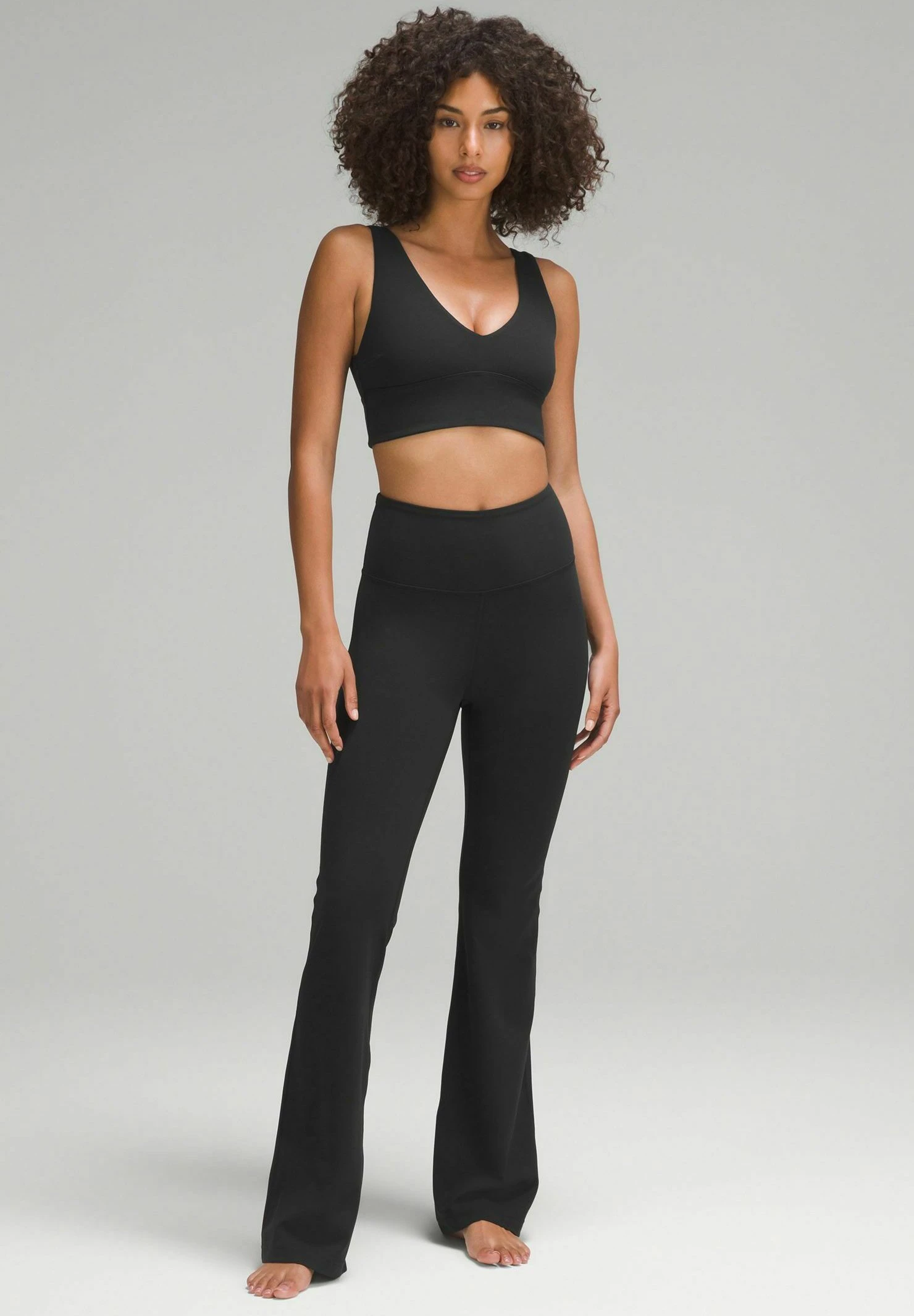 Lululemon Align™ V-Neck C/D - Sport-Bh Met Medium Support - Black 4 Lululemon Align™ V-Neck C/D - Sport-Bh Met Medium Support - Black - Afbeelding 2