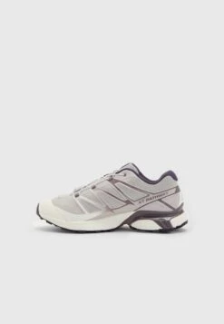 Salomon Xt-Pathway Unisex - Sneakers Laag - Ashes Of Roses/Moonscape/Vanilla Ice -Serax Shop 49fcd8e32baa4ce29b0e4634661310b6