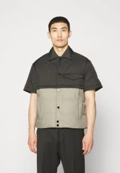 Emporio Armani Jacket - Gewatteerde Jas - Multi-Coloured 16 Emporio Armani Jacket - Gewatteerde Jas - Multi-Coloured -Serax Shop 5d0de84508744e74a6a80a80b8b5098d