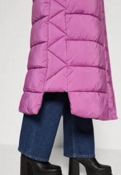 Yasliro Long Padded Coat - Winterjas - Hyacinth Violet 13 Yasliro Long Padded Coat - Winterjas - Hyacinth Violet -Serax Shop 649a97fb2fd545f5a646711b912327e9
