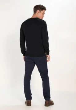 Pier One Basic Crewneck - Trui - Black 9 Pier One Basic Crewneck - Trui - Black -Serax Shop 67feb9b1cee14abc863487c2b05bb82a