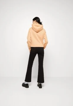 Mos Mosh Alli Hybrid- Flared Jeans - Black 10 Mos Mosh Alli Hybrid- Flared Jeans - Black -Serax Shop 6cd0415126964c728243b26fb68b2a8a