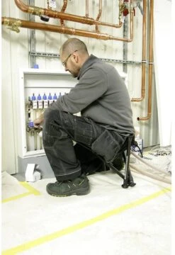 Walkstool - 3-Poots Krukje - Comfort 55 Cm - Verstelbaar - Zwart -Serax Shop 824x1200