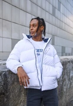 ESSENTIAL JACKET - Gewatteerde Jas