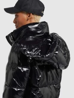 Khujo Wintermantels Wintermantel Tonka Dames Zwart -Serax Shop 97e988db3c124ef944793bde6e70e7d4