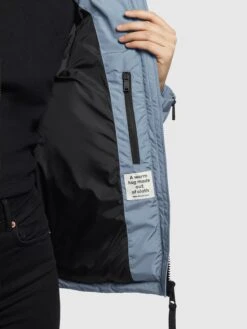 Khujo Winterjassen Winterjas Esila Dames Lichtblauw -Serax Shop a1018339065f9c3f14c979de48181437