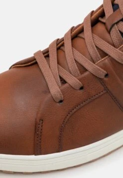 Pier One Sneakers Hoog - Cognac -Serax Shop b72c2c26a41d4606a44be9f2efeae0dc