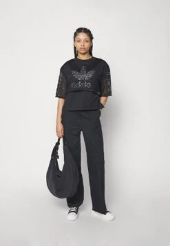 Adidas Originals Big Logo Tee 2 In 1 - T-Shirt Print - Black 15 Adidas Originals Big Logo Tee 2 In 1 - T-Shirt Print - Black -Serax Shop eff972c846524095aed507c8e78aaff1